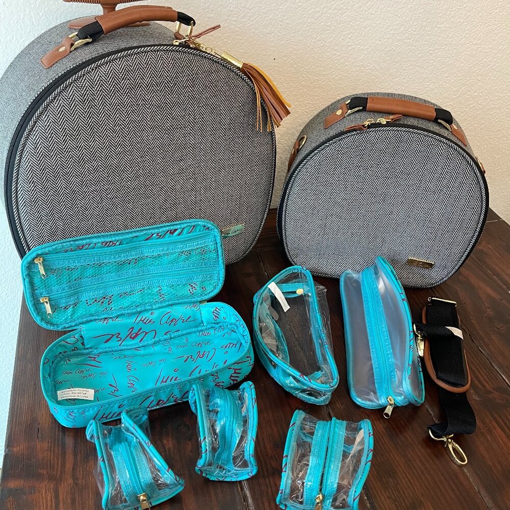 Iris Apfel Rara Avis Tote Travel Luggage 8 Pc Set Bags